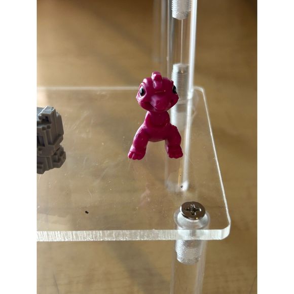 🔥🔥🔥Kinder Toys and mind craft Mystery Box 5 pc per box - Picture 2 of 12